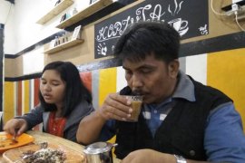Yuk! coba nyeruput kopi di Cafe Polbangtan Medan