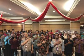 WNI antusias saksikan penghitungan suara pemilu di Kota Kinabalu