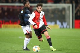 Kalah di kandang sendiri, peluang Liga Champions Feyenoord menipis