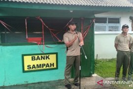 Yonif Mekanis Jembrana buka bank sampah