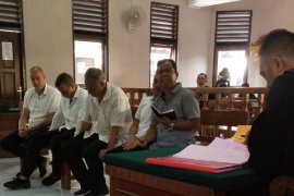 Komplotan Bulgaria pencuri data nasabah di Bali diadili