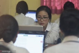 SMK Batam siapkan genset saat UNBK