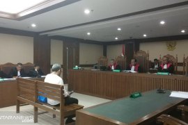 Anggota DPRD Sumut periode 2009-2014 didakwa terima suap Rp772,5 juta