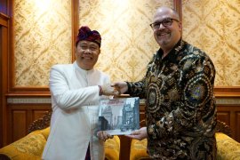 Amerika dukung kebijakan pemkot Denpasar  pengurangan kantong plastik