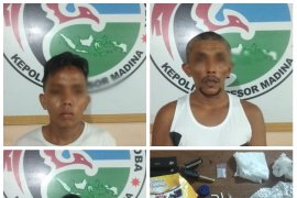 Bawa sabu dalam mobil,  Polres Madina amankan tiga orang tersangka