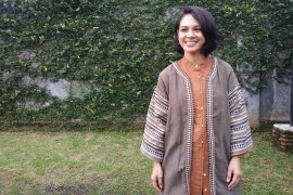 Penyanyi Andien luncurkan video musik "Biru"