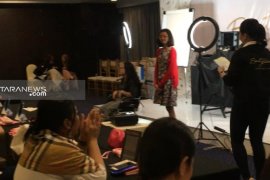 Dukung "Beautypreneur", Abraham Sridjaja hadirkan Putri Presiden Kahiyang Ayu