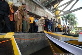 Batola govt supports Bakut Island tourism with four klotoks