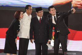 Debat Capres dari "Dilan" hingga "Jangan Ketawa" ditutup ciamik