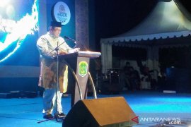 Bupati labura tegaskan lampu yang dipasang pada MTQ tidak akan dibongkar