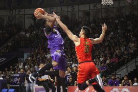 CLS Knights Indonesia Kalahkan Saigon Heat