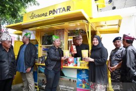 Seratusan warung di Banyuwangi gunakan manajemen digital