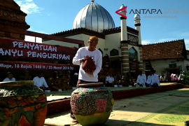 Video - 50 mata air Kudus dikirab untuk perkenalkan kekayaan mata air