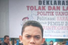 Masyarakat Mamuju non e-KTP diminta urus suket memilih