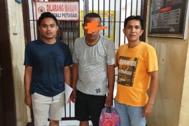 Empat 'debt collector' ditetapkan tersangka perampasan mobil di Agam