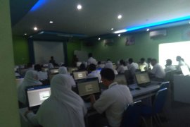 Seluruh SMP di Batam laksanakan UN berbasis komputer