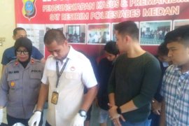 Geng motor serang perumahan guru di Medan