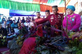 pesta adat "katto bokko" wujud kebersamaan