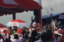 Jokowi imbau pendukungnya tidak bawa anak ke lokasi kampanye