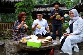Menteri Susi nikmati wisata dan kuliner Banyuwangi