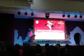 Koster inginkan ada standar kualitas bangunan "pelinggih" di Pura Besakih