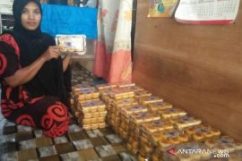 Roti lampia "Alfis" dari pedalaman Aceh Jaya