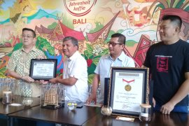 Kafe "70 persen fahrenheit" Bali promosikan kopi angklung kepada wisman