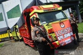 Pendistribusian logistik Pemilu 2019 di Jombang