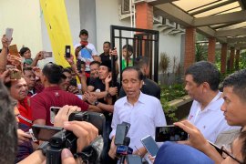 Jokowi bantah ada surat suara di luar negeri yang sudah dihitung