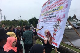 Bawaslu Pasaman Barat gelar apel gabungan dan deklarasi anti-politik uang