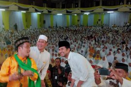 Adies Kadir galang dukungan untuk kembali berjuang di legislatif