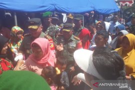 Korem 133 Gorontalo gelar pasar murah dan pengobatan gratis