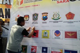 Deklarasi  tolak politik uang di Lumajang jelang pemungutan suara