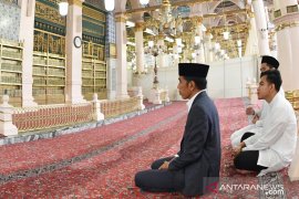 Jokowi ziarah ke makam Nabi Muhammad SAW