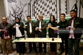 Penumpang bus Surabaya-Malang kini bisa bayar dengan uang elektronik