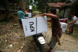 Puncak Distribusi Logistik Pemilu 2019 Di Desa Terpencil