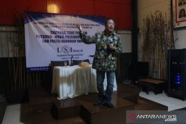 LSI Denny JA: Jokowi-Ma'ruf unggul 11,54 persen hitung cepat
