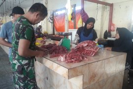 Pemprov Malut jangan halangi pasokan daging sapi beku