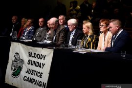 Seorang wartawati Irlandia Utara tewas ditembak saat kerusuhan