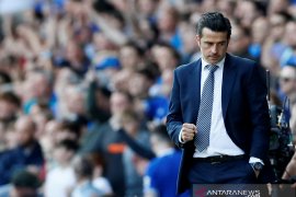 Marco Silva: Everton manfaatkan momentum usai hancurkan MU