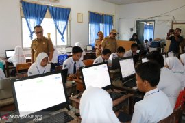 5.252 pelajar SMP di Mamuju ikuti UNBK