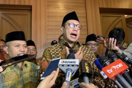 Penambahan 10.000 kuota haji diprioritaskan untuk lansia