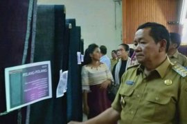 Bupati Samosir buka pameran tenun dan ulos