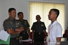 Seorang pemuda Suku Anak Dalam Jambi lulus calon Tamtama TNI