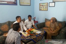 Ikut komunitas Sporlap, siswi SMPN 1 Na IX-X tidak ikut UNBK
