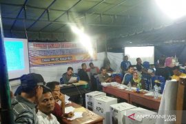 Baru dua desa selesaikan 0rekapitulasi di PPK Kualuhhulu