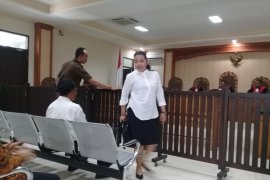 Tiga koruptor anggaran instalasi biogas Klungkung dituntut 1,5 tahun penjara