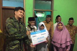 Jabar Quick response serahkan Rp378 juta untuk Nabila
