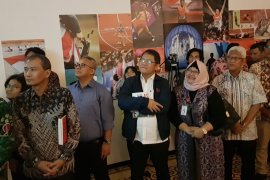 Pameran Foto tahunan LKBN Antara, bertema Kilas Balik 2018 diresmikan Page 2 Small