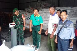 Koramil 18/Pargarutan bersama Bulog laksanakan Sergab di Tapsel